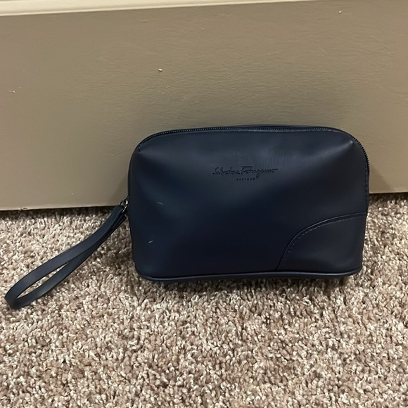 Salvatore Ferragamo Parfums Cosmetic Pouch Navy Blue - Picture 1 of 8